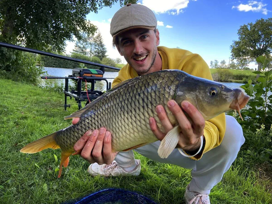 Félix pêche au pole method